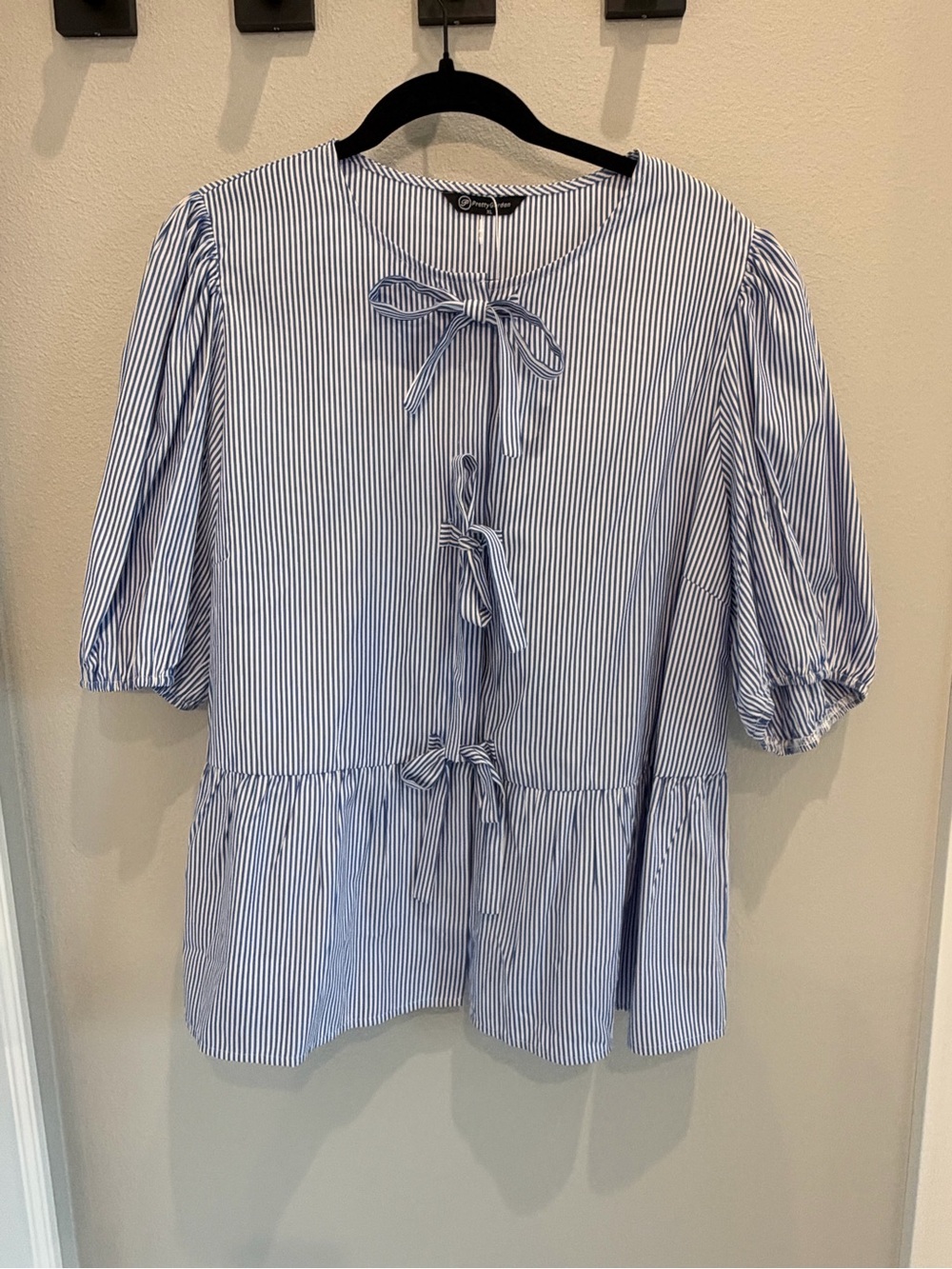 Pretty Garden Striped Blue Tie-Front Womenβs Blouse - Casual Puff Sleeve Top XL